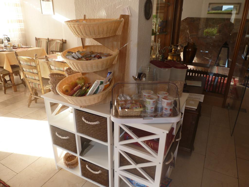 Wein- Und Gaestehaus St. Aldegundishof Sankt Aldegund Cameră foto